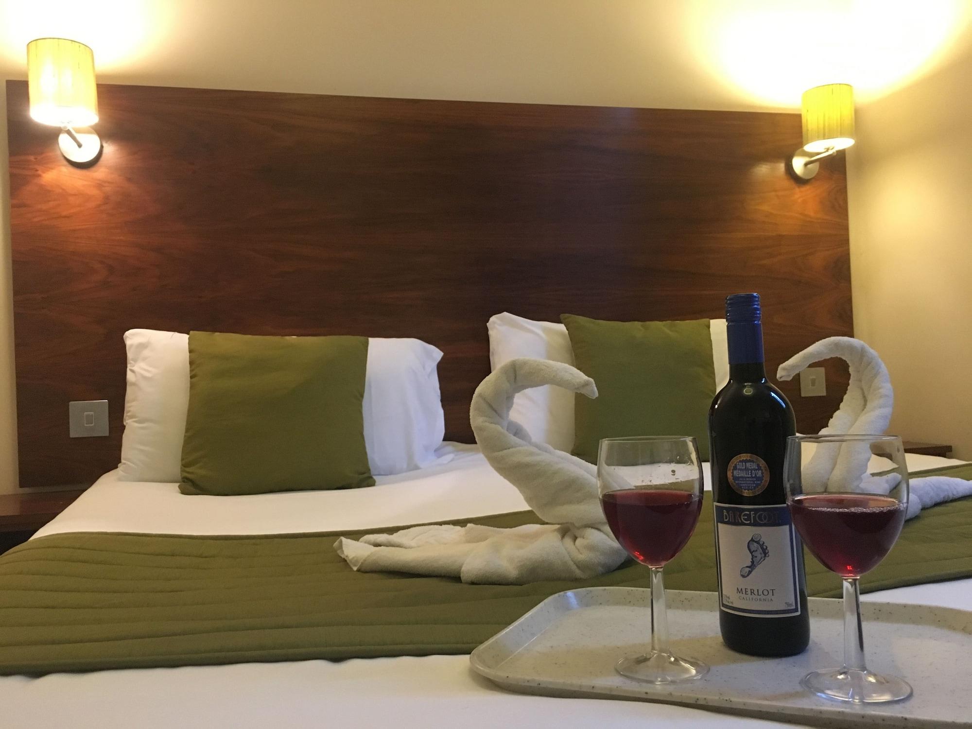 Stockwood - Airport Hotel 2*