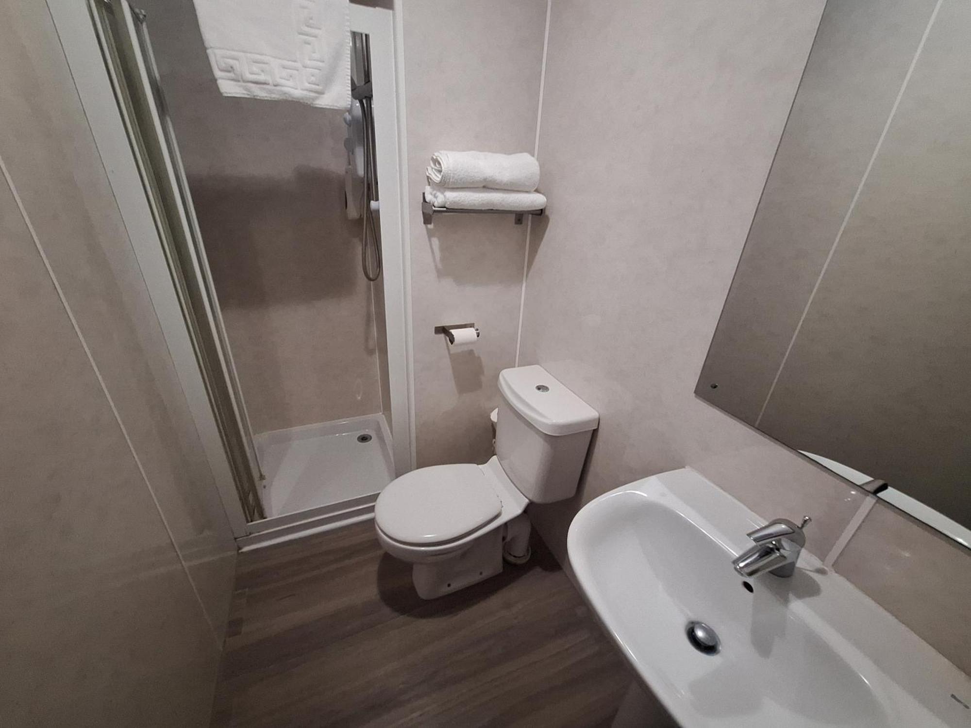 Stockwood - Airport Hotel