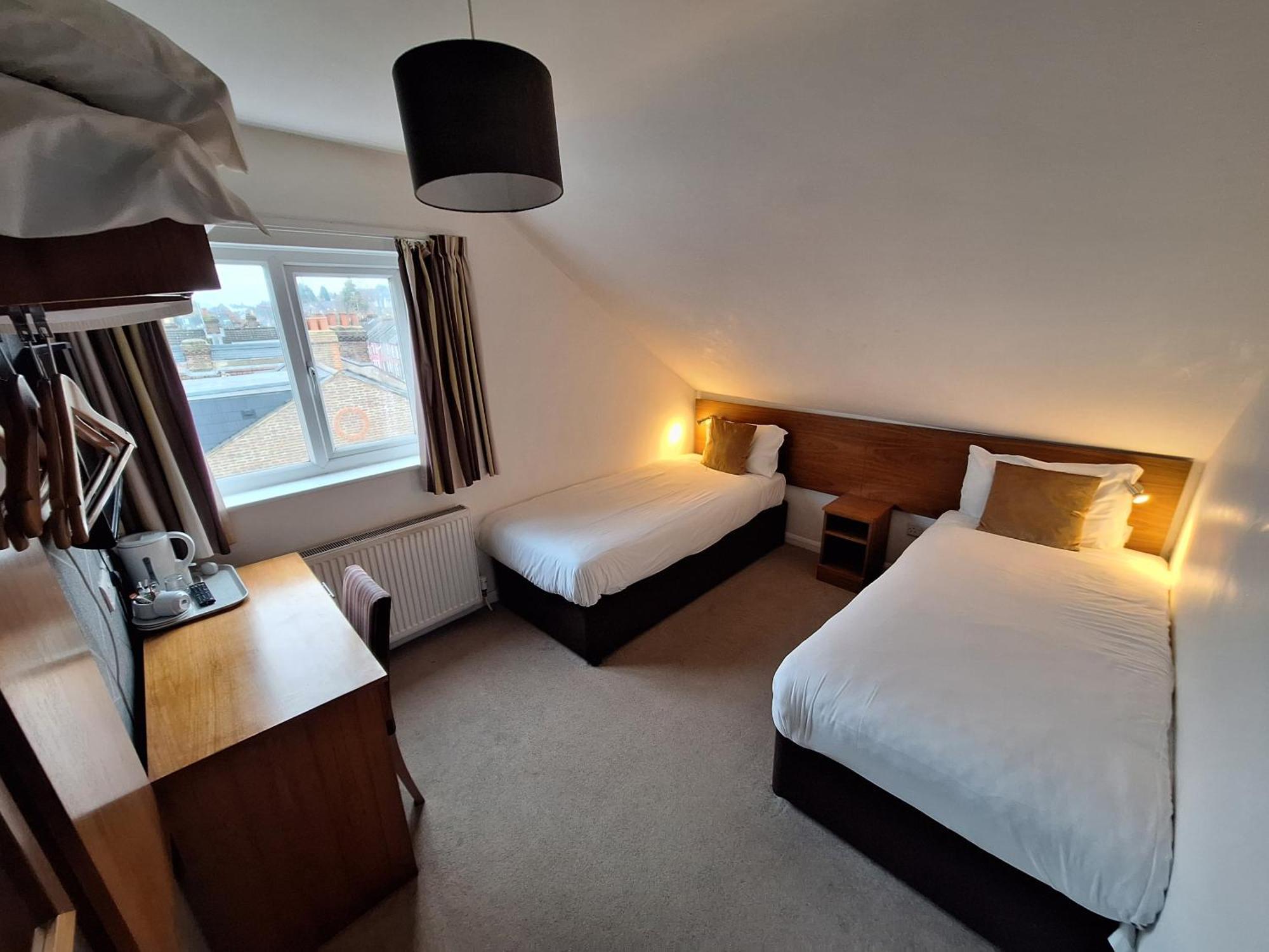 Stockwood - Airport Luton (Bedfordshire)